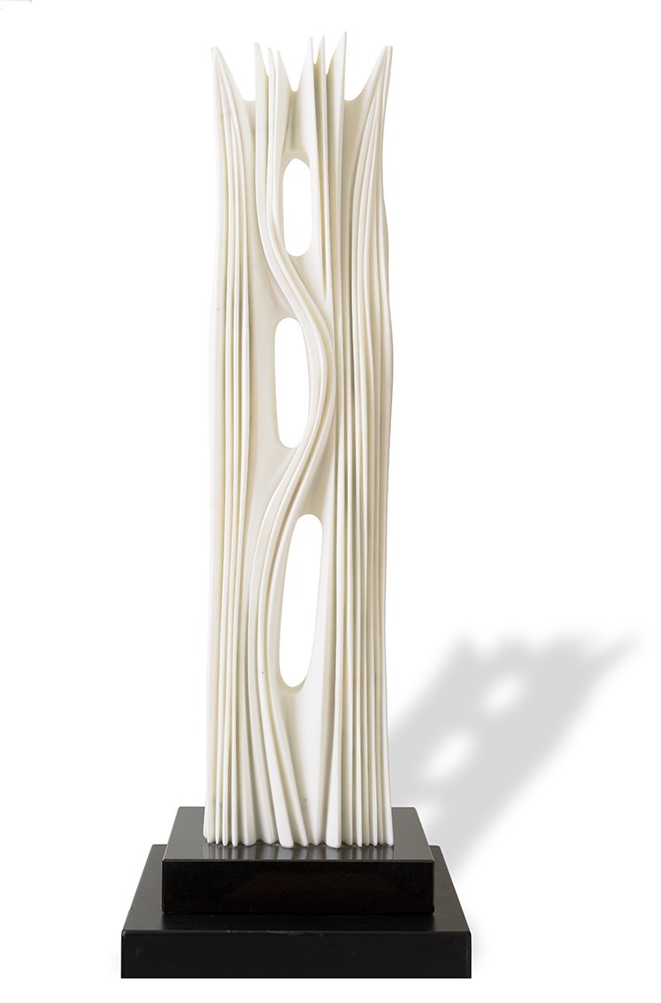 Pablo Atchugarry, Senza titolo, 2021, marbre de Carrare, 132x35x40 cm