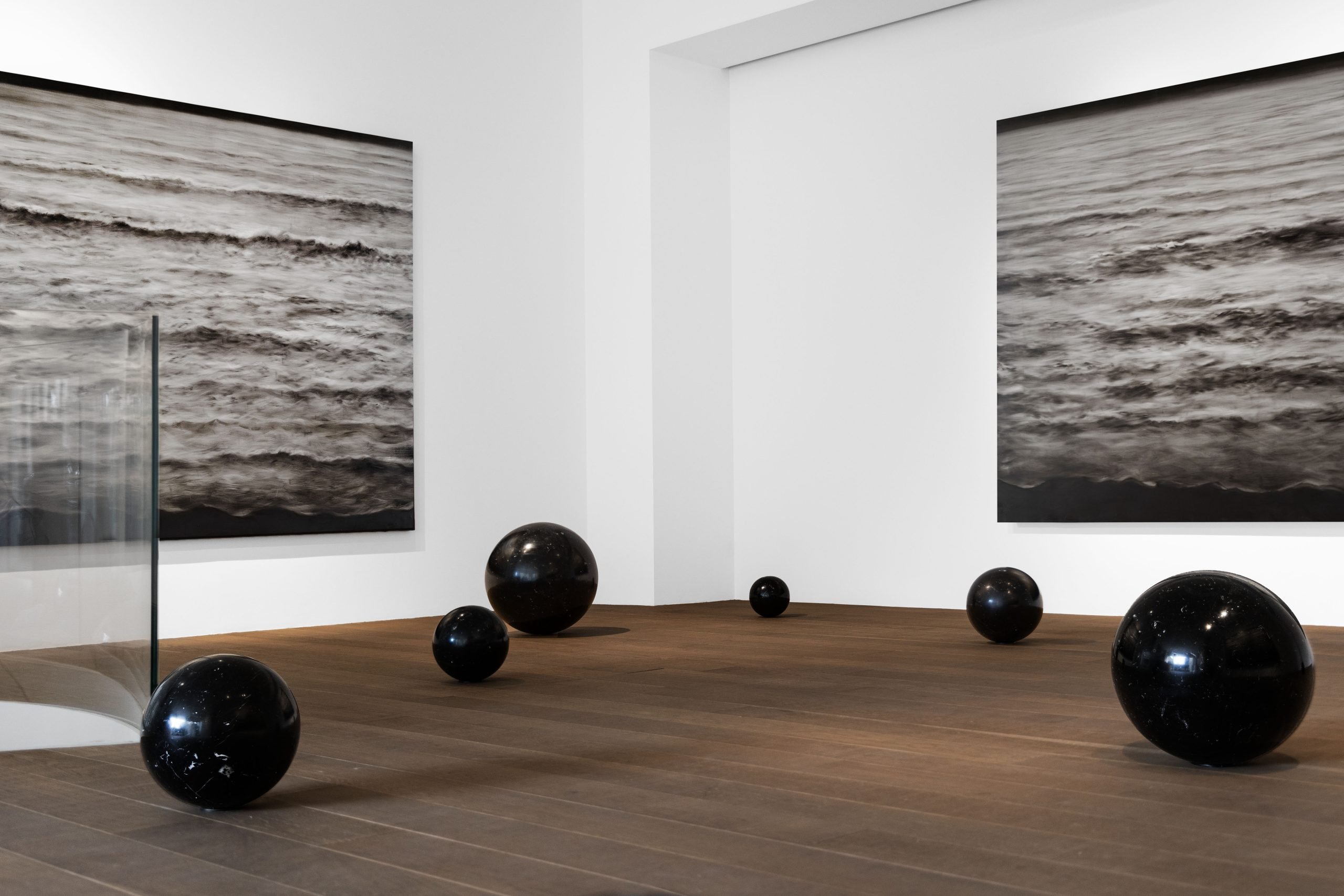 Veduta della mostra, Abel Herrero. Jeux dangereux, Tornabuoni Art Paris, 2024