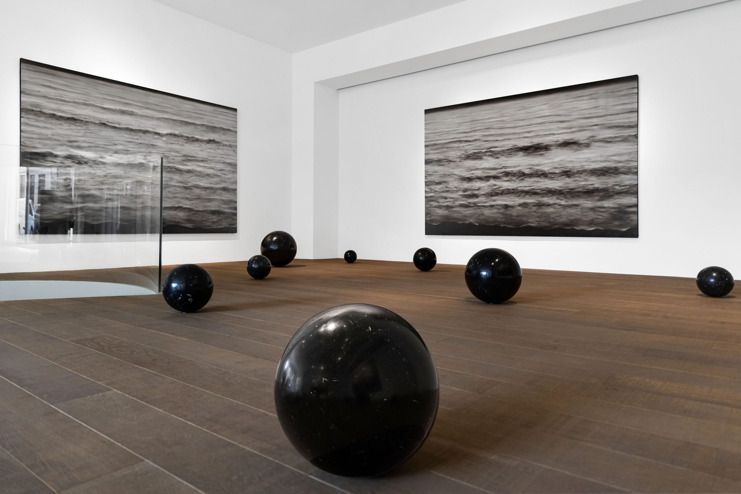 Veduta della mostra, Abel Herrero. Jeux dangereux, Tornabuoni Art Paris, 2024