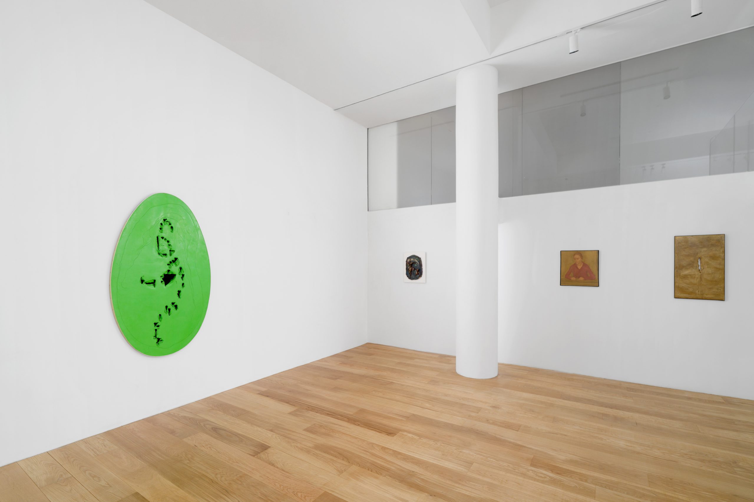 Vue d&rsquo;exposition, Au-Del&agrave;. Morandi / Fontana, Tornabuoni Art Paris, 2025